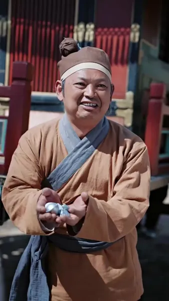 หลีฮื้อน้อยอาละวาดเมืองหลวง