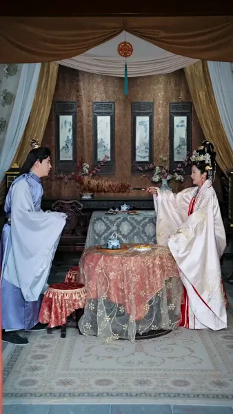 หลีฮื้อน้อยอาละวาดเมืองหลวง