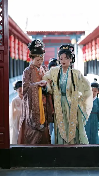 หลีฮื้อน้อยอาละวาดเมืองหลวง