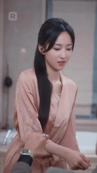 ตัวแม่คืนบัลลังก์