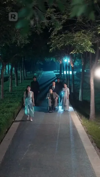 ตัวแม่คืนบัลลังก์