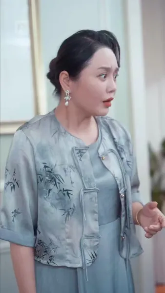 ตัวแม่คืนบัลลังก์