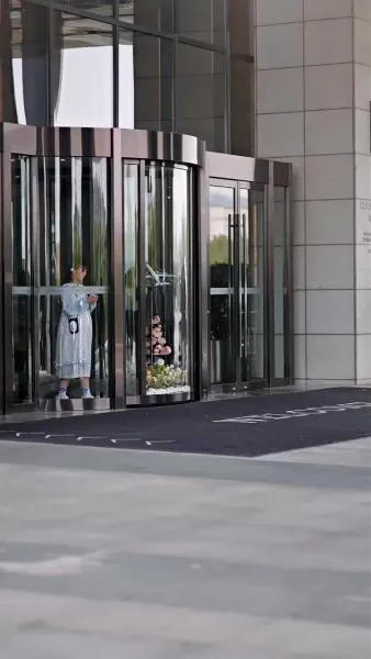 [พากย์ไทย] วิวาห์ฟ้าแลบ ดันรักจริง