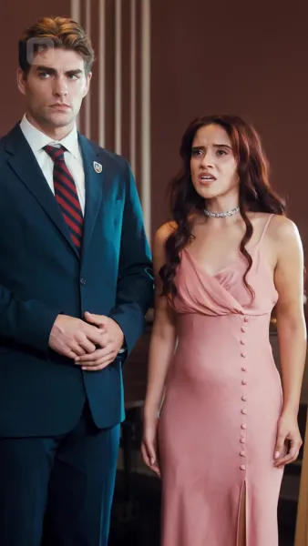 โอ้พระเจ้า ฉันถูกล้อมรอบไปด้วยเจ้าชายทั้งสาม