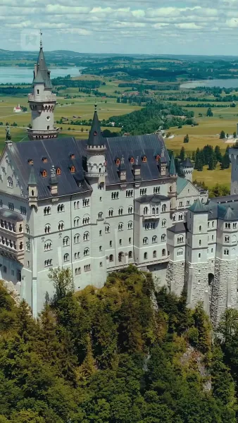 โอ้พระเจ้า ฉันถูกล้อมรอบไปด้วยเจ้าชายทั้งสาม