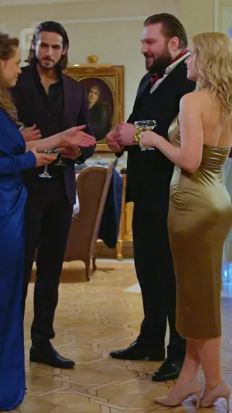 ตรึงรักพันธนาการใจ