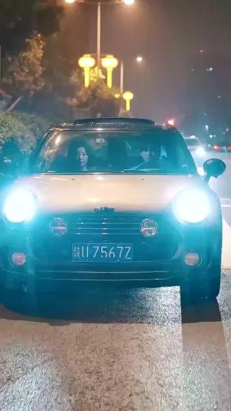 ไฟรักสุมใจ