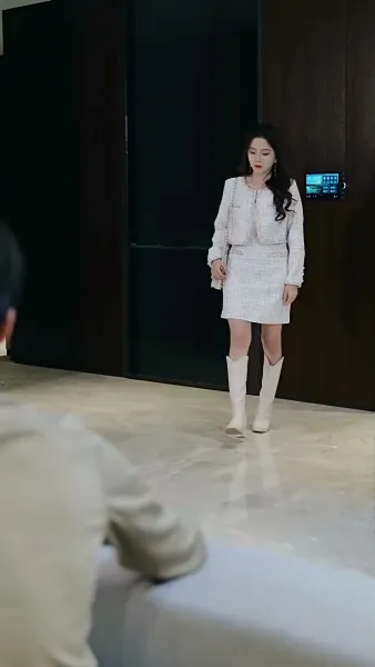 โลกนี้ไม่มีสิ่งใดเทียบเท่าคุณ