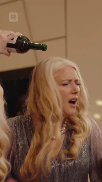 รักยามพลบค่ำ วิวาห์ฟ้าผ่ากับมหาเศรษฐี