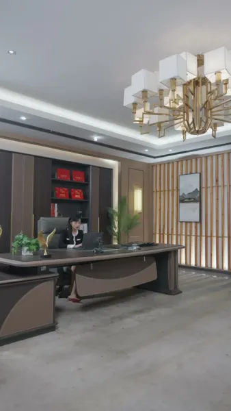 พ่อเทพสงครามและภรรยาสวย