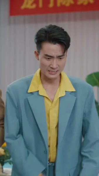 พ่อเทพสงครามและภรรยาสวย