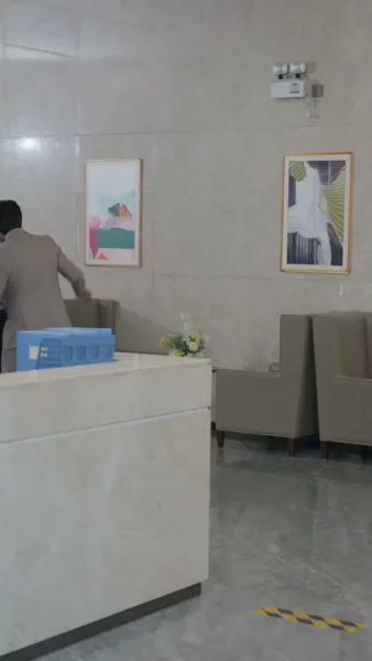 พ่อเทพสงครามและภรรยาสวย