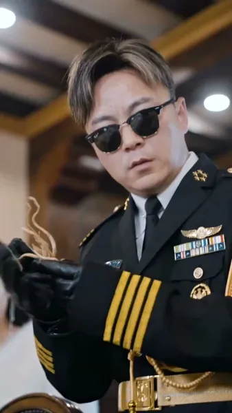 เส้นทาง วีรบุรุษ