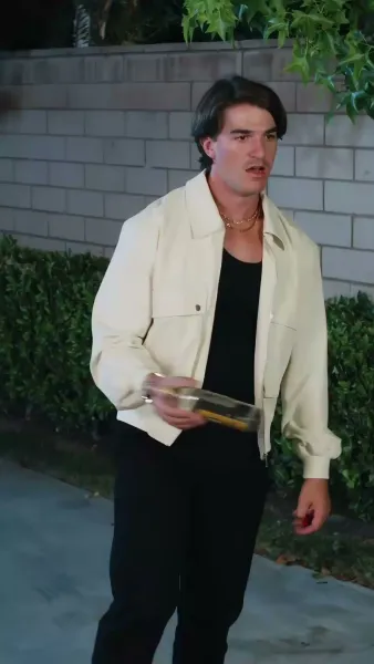 เจ้าหญิงกลับมาแล้ว(พากย์เสียง)