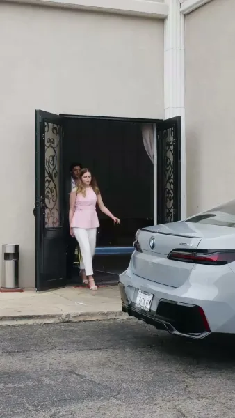 เจ้าหญิงกลับมาแล้ว(พากย์เสียง)