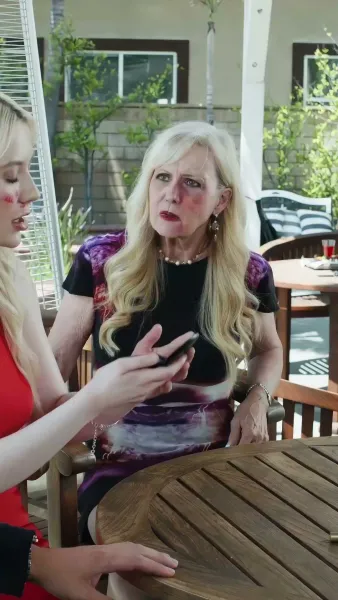 เจ้าหญิงกลับมาแล้ว(พากย์เสียง)