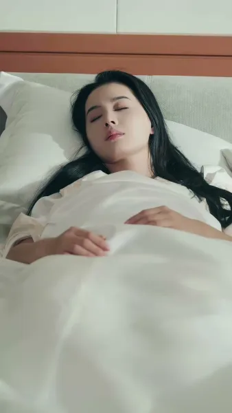 เกมล่าภายใต้ใบหน้าใหม่