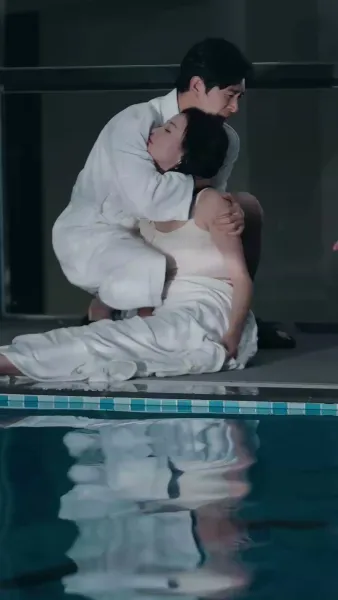 เกมล่าภายใต้ใบหน้าใหม่