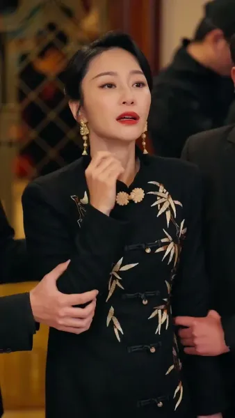 เขาน่ะ...จอมเผด็จการ