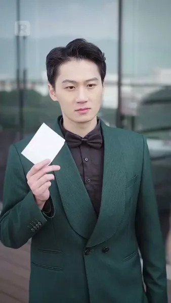 กำเนิดรัก : เจ้าพ่อคนคลั่งรักตามจีบเธอ