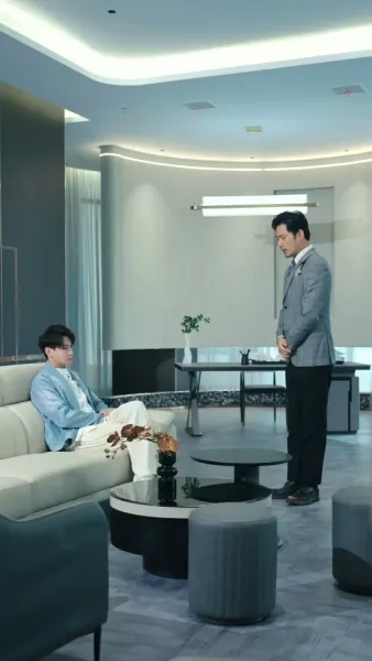 การกลับมาของเทพผู้พิทักษ์ แสงสว่างในมหานคร