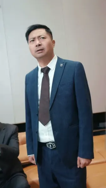 การกลับมาของเทพผู้พิทักษ์ แสงสว่างในมหานคร