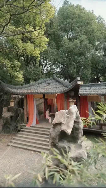 โอบครามลา