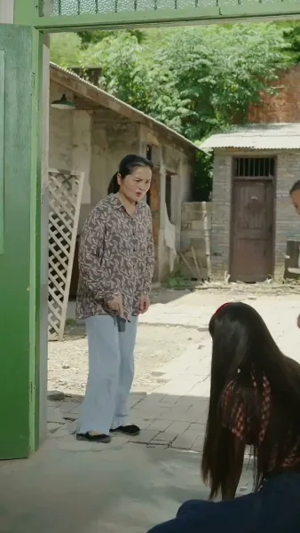 แม่เลี้ยงจะเครซี่