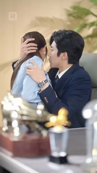 (พากย์) แม่ครับ นี่สามีใครเอ่ย?