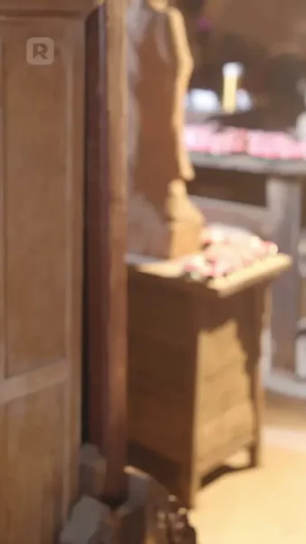 (พากย์) แม่ครับ นี่สามีใครเอ่ย?