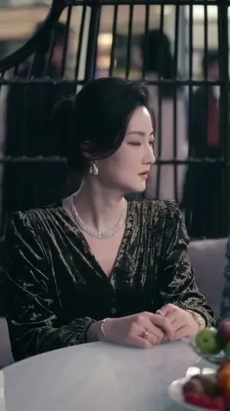 ไม่มีคุณสมบัติที่จะรัก