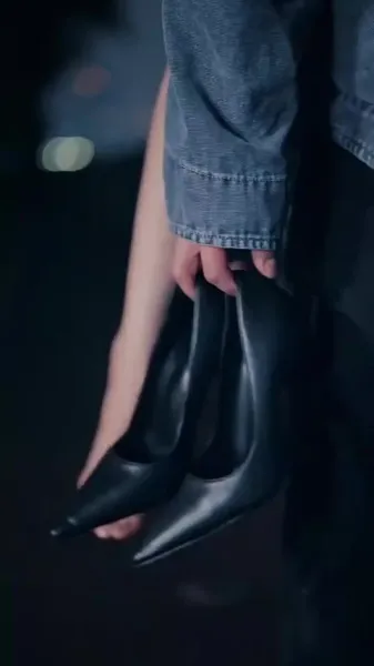 ไม่มีคุณสมบัติที่จะรัก