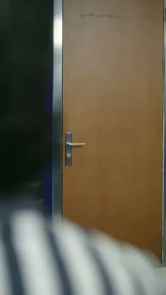 อย่าทิ้งฉันไว้คนเดียว