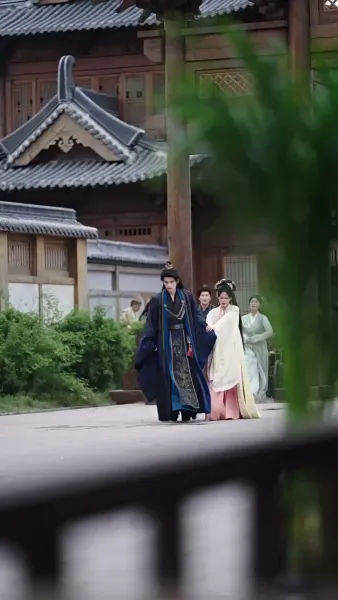 [พากย์เสียง] คุณหนูใหญ่กลับมาเพื่อทวงบัลลังก์คืน