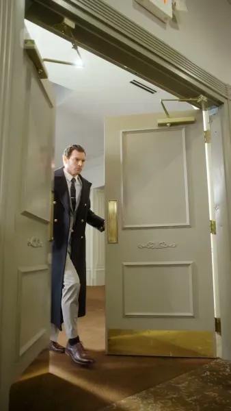 เลิกกันวันนั้น เธอกลับมาพร้อมอาณาจักรพันล้าน