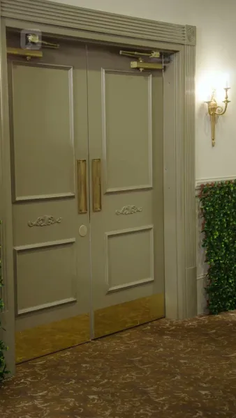 เลิกกันวันนั้น เธอกลับมาพร้อมอาณาจักรพันล้าน