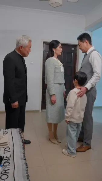 สี่สิบยังแจ๋ว