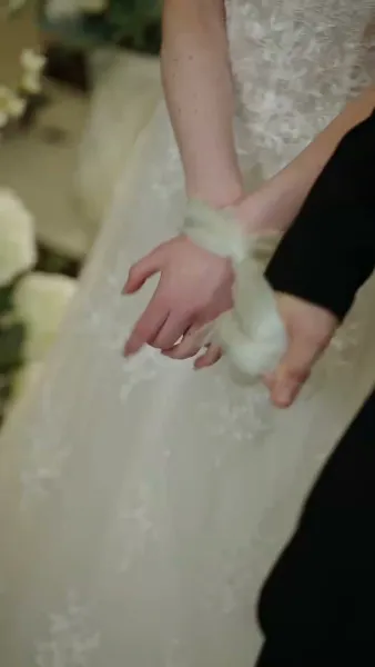 สายสัมพันธ์สื่อรัก