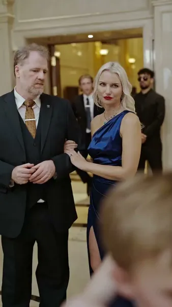 สายสัมพันธ์สื่อรัก