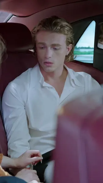 สายสัมพันธ์สื่อรัก