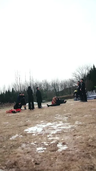 วีรบุรุษสุดเทพ