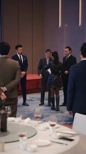 วีรบุรุษสุดเทพ