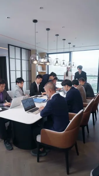 เขาคลั่งรักเธอ