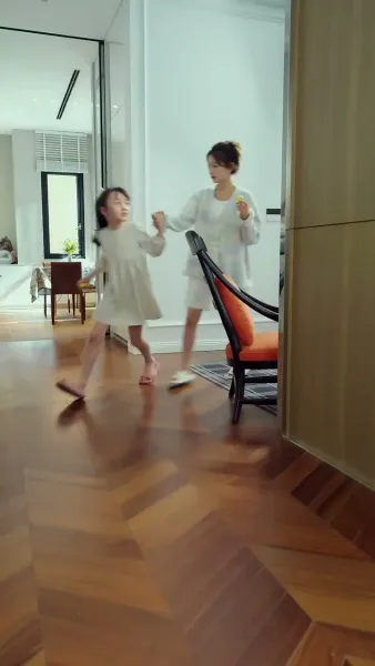 แม่มดตกอับกับแผนการมีลูกสอง