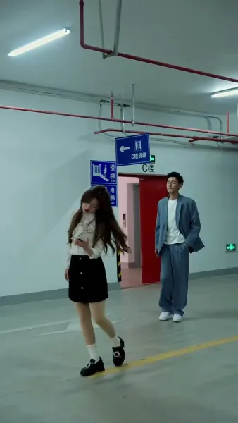 แม่มดตกอับกับแผนการมีลูกสอง