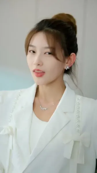 แม่มดตกอับกับแผนการมีลูกสอง