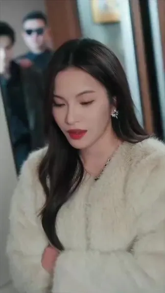 ผู้หญิงดีอะไรแบบนี้