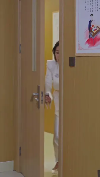 เงามืดใต้แสงจันทร์