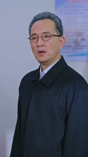 เงามืดใต้แสงจันทร์