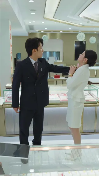 เมื่อแม่เปิดโปงความลับเธอ